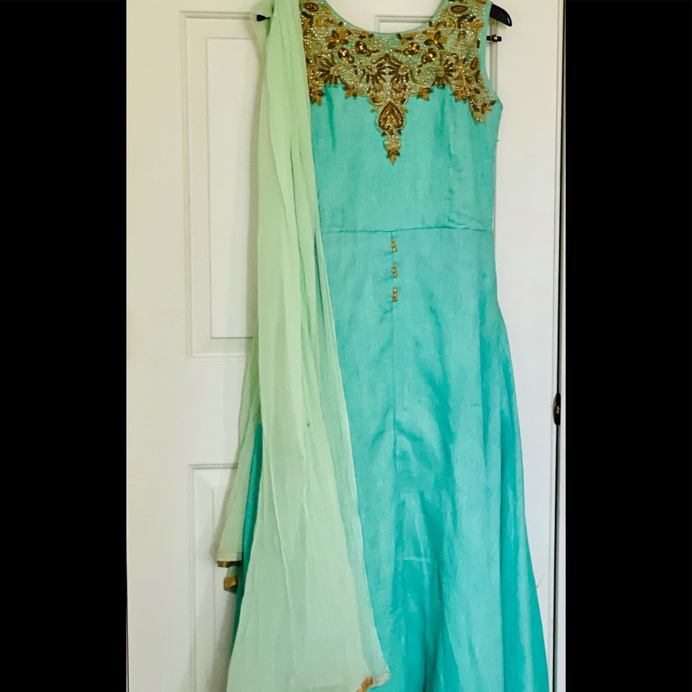 Designer Anarkali Suit - Indian/Pakistani - image 2
